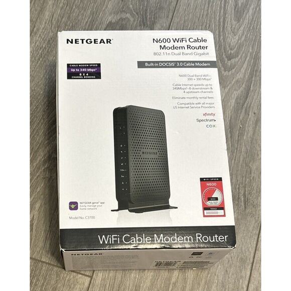 Netgear‎ N600 WiFi Cable Modem Router C3700 - Picture 1 of 6